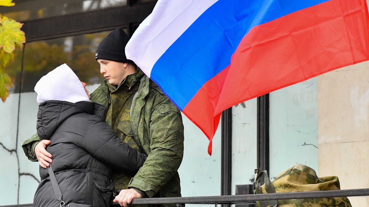 Lásku, ne válku. Rusko zavádí výjimku z mobilizace pro manžele těhotných